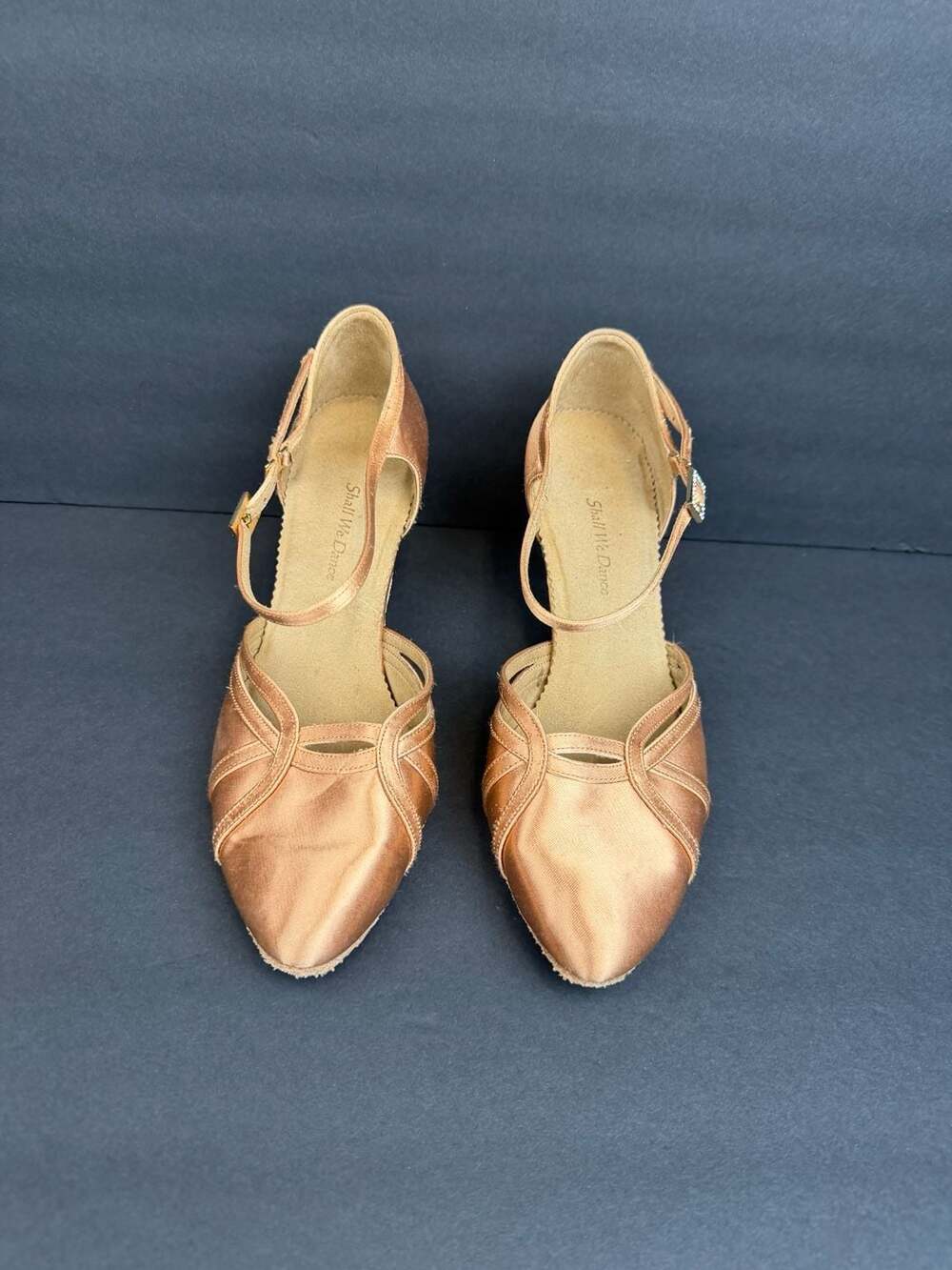 Shall We Dance Women's Tan Satin Ballroom Dance Shoes Flared Heel Size 7,5